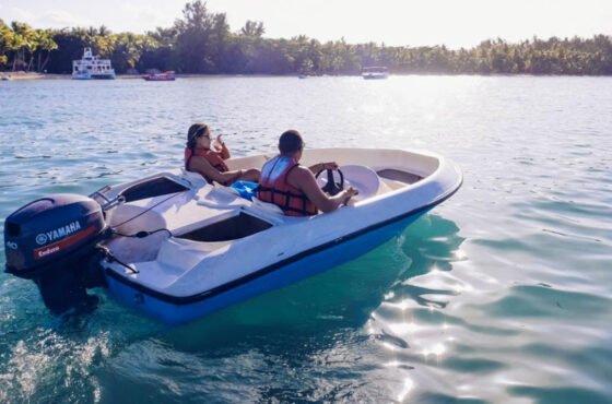 Speedboats and Snorkeling